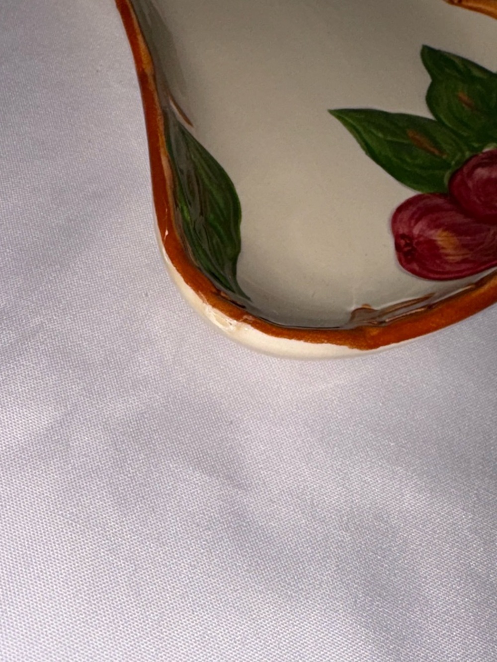 Franciscan Apple Half Moon Plates Set of 3 Vintage USA Hand Painted (As-Is) - Picture 4 of 9